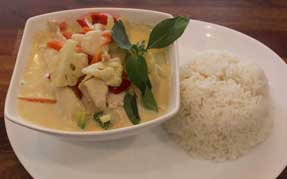 Kylling i grøn karry 